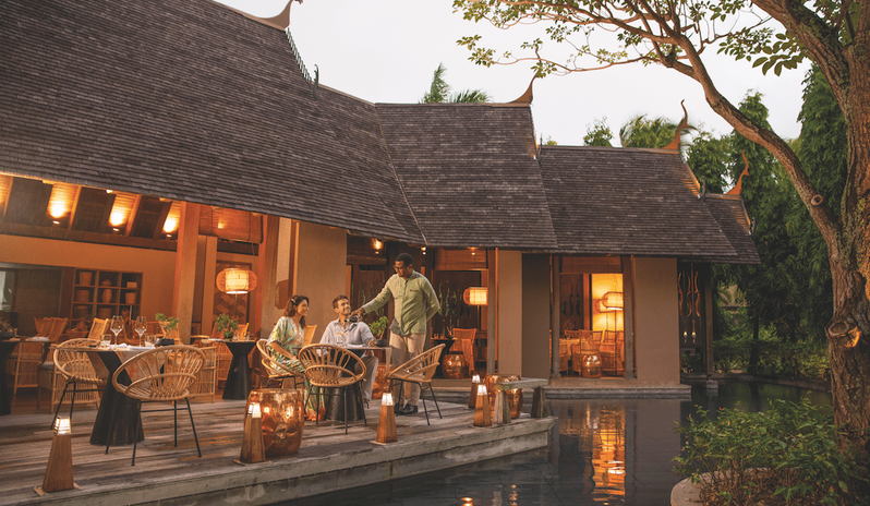 Blue Ginger, Couple Dining